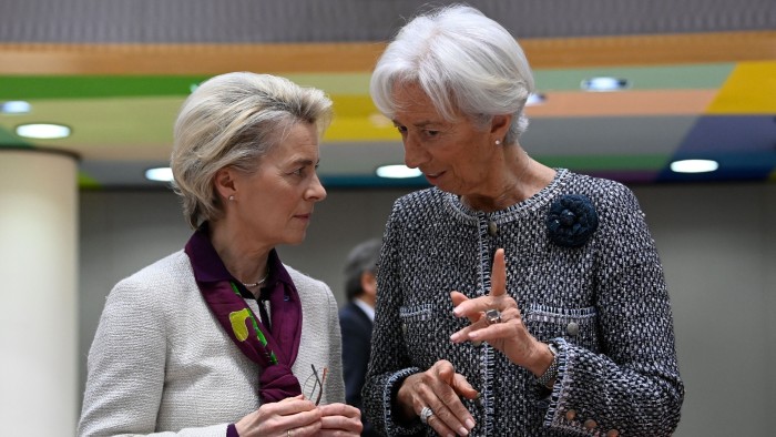 Ursula von der Leyen and Christine Lagarde talk together