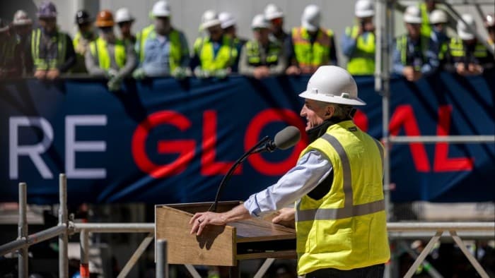 Doug Burgum, speaks to workers at Venture Global’s Plaquemines export terminal on the Louisiana Gulf Coast on Thursday