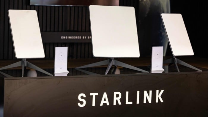 Starlink satellite antennas