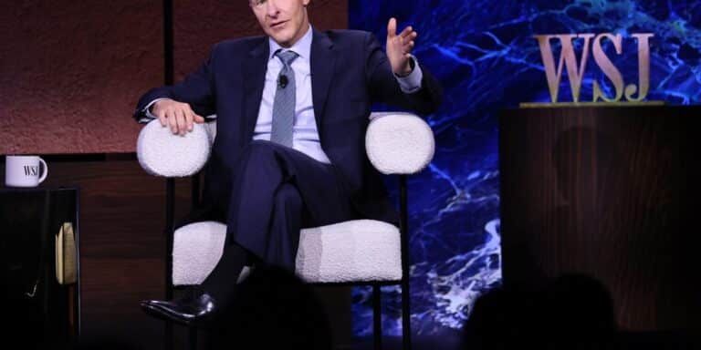 United’s CEO proclaims the budget airline model is dead and argues they ‘screw the customer’