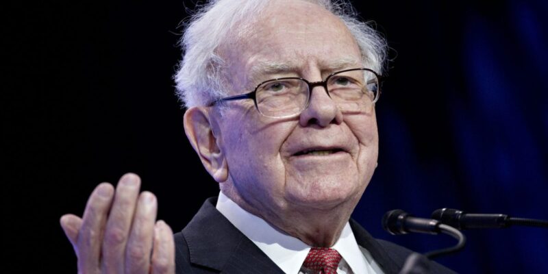 Warren Buffett reveals the unique education strategy he took in school—and it eventually paid off with a 0 billion fortune