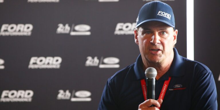 Ford CEO says new technologies like AI are leaving many workers behind, and companies need a plan