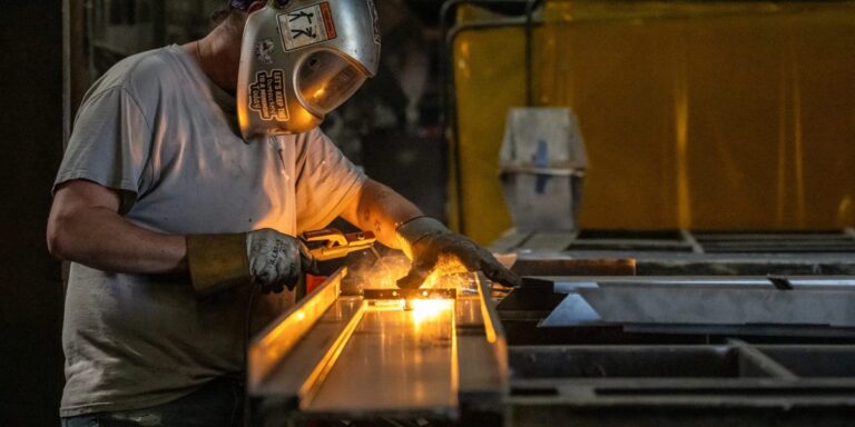 Goldman Sachs: AI, not tariffs, are best bet to boosting U.S. manufacturing productivity