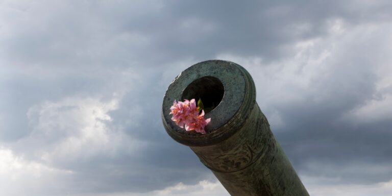 Investors liked the peace but they love war even more, asset markets are saying today