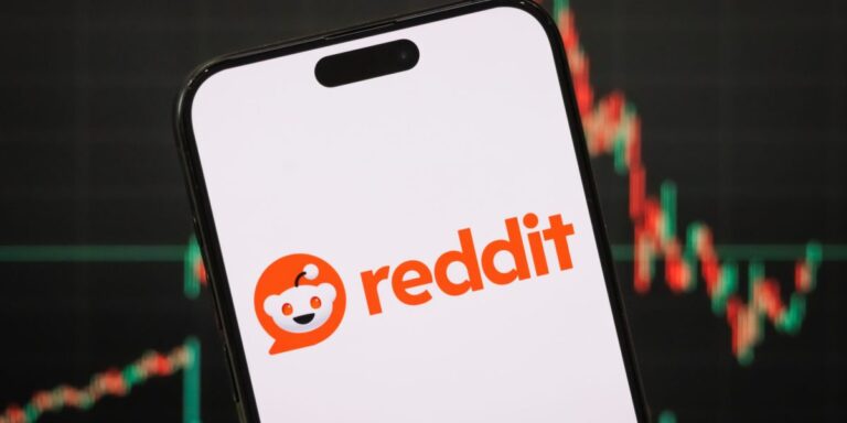 Reddit sues Anthropic for allegedly sneaking user comments to train Claude AI