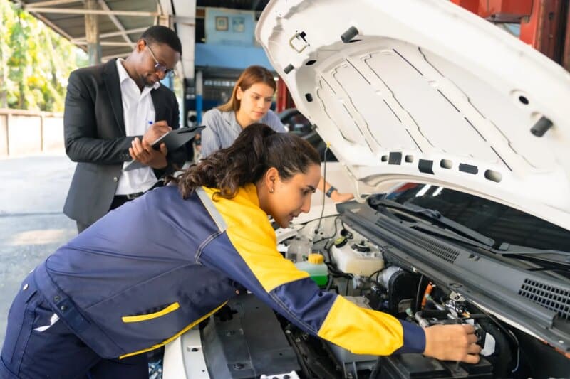 3 Easy Ways to Save on Your Car Insurance