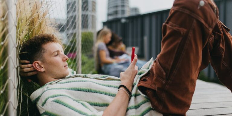 61% of white collar workers think AI will replace their current role in 3 years—but they're too busy enjoying less stress to worry right now
