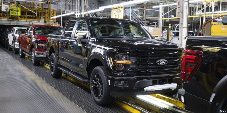 Trump says Japan to import Ford’s huge F-150 pickup trucks