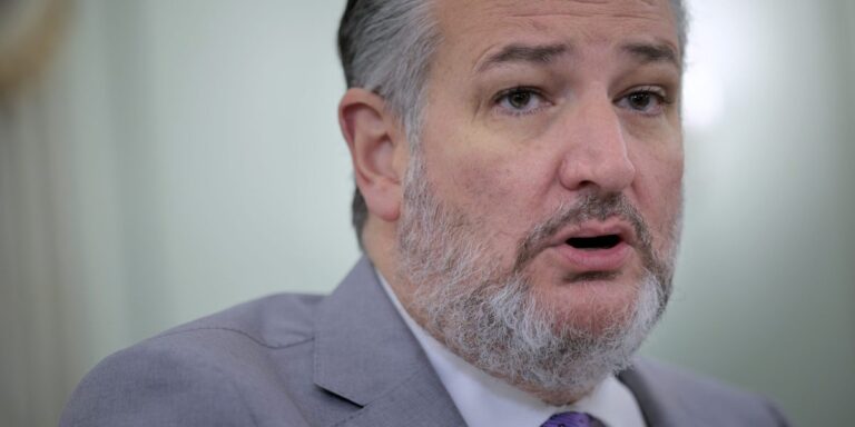 Ted Cruz blasts FCC chair's 'mafioso' tactic to bench Kimmel